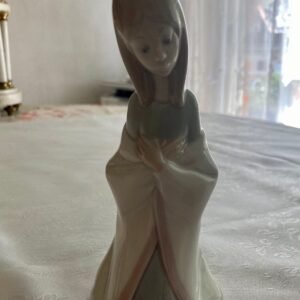 LLADRO Porcelana NIÑA en Oración